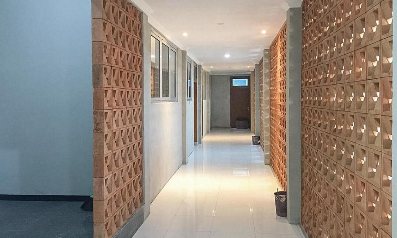 Reddoorz Near Wisata Paribendo Lawang Hotel Exterior photo